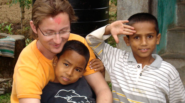 Coen Volker with Children